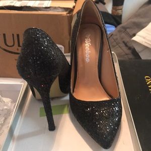 Black Glitter Stiletto